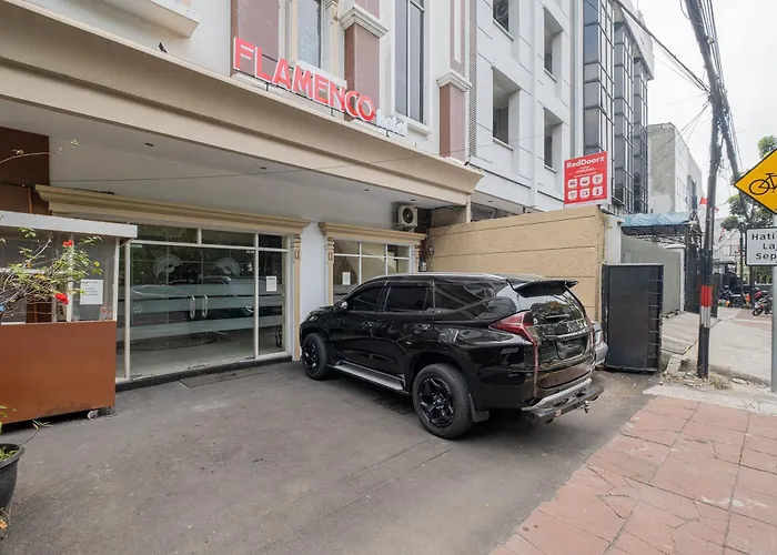 RedDoorz Plus @ Cideng Barat Jakarta